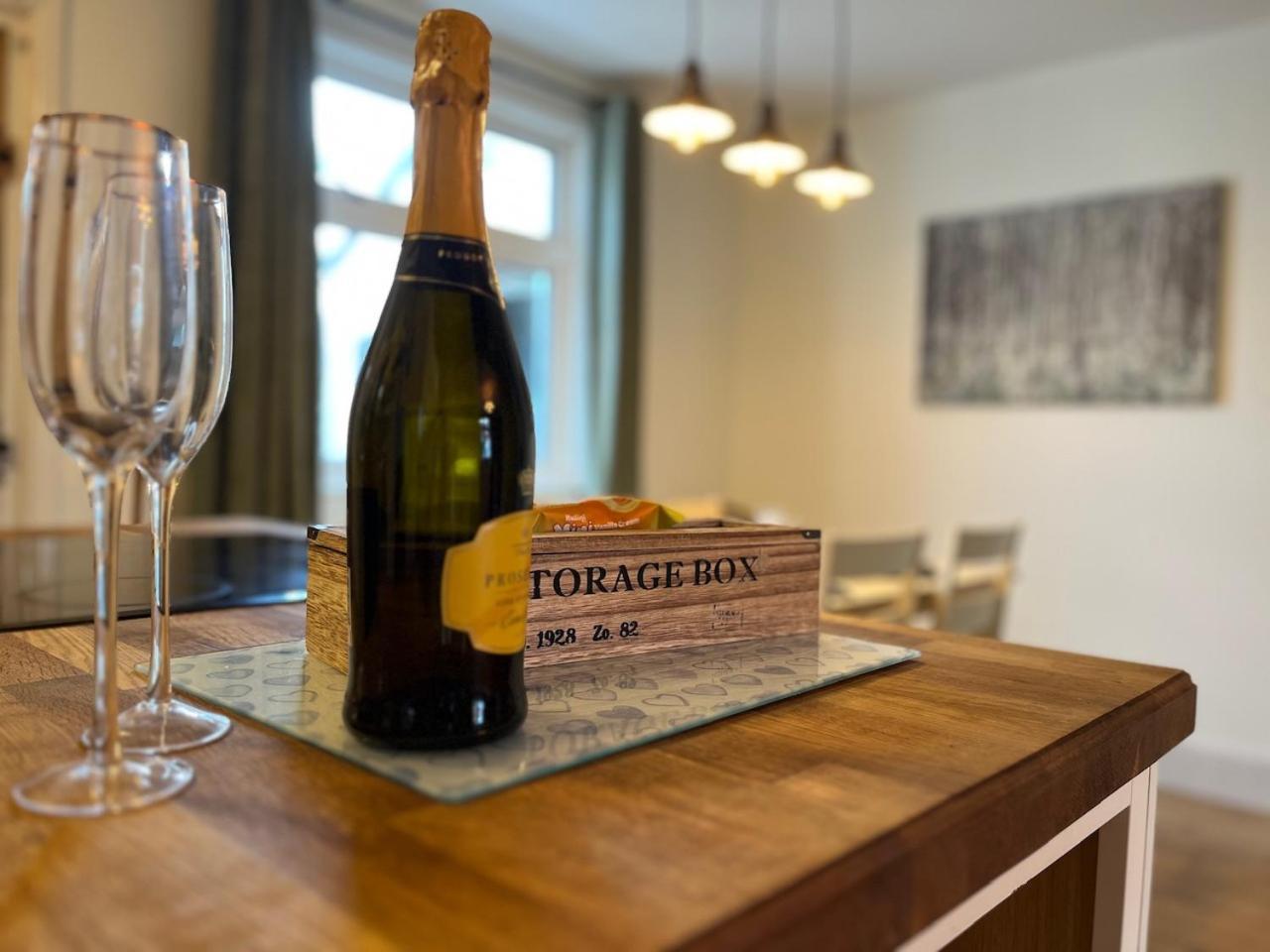 One Jubilee Cottages Shugborough Εξωτερικό φωτογραφία