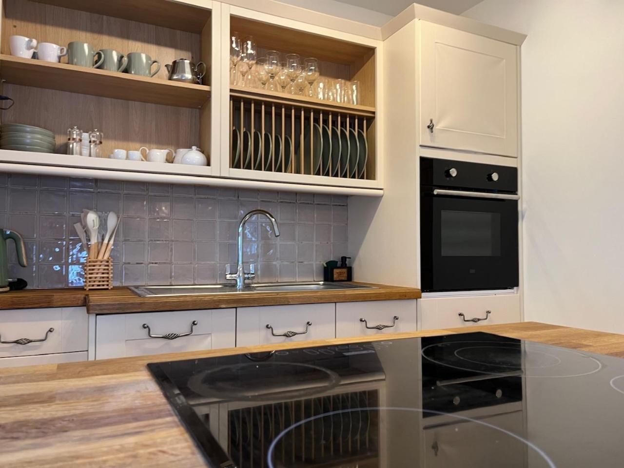 One Jubilee Cottages Shugborough Εξωτερικό φωτογραφία